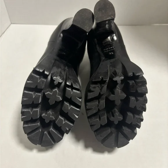 Versus Versace Black Peep-Toe Platform Booties with Side Elastic. Size 38. - Picture 4 of 5